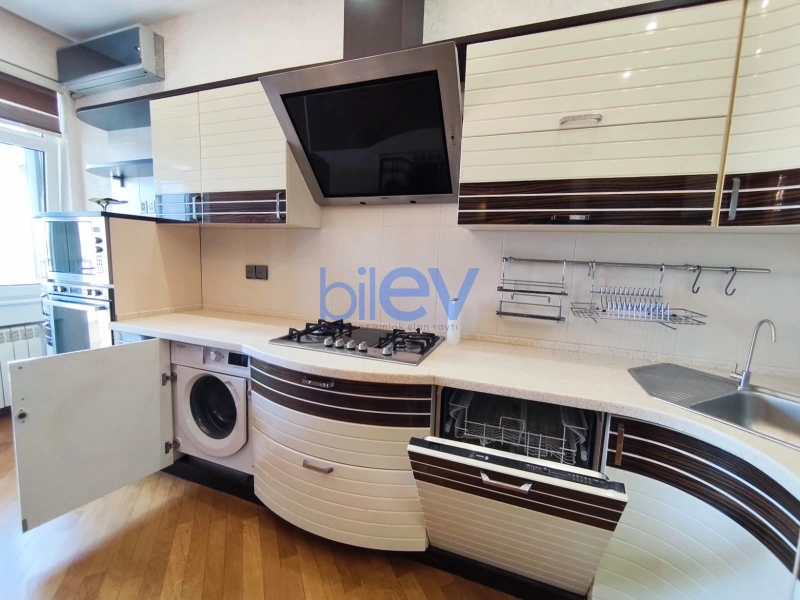 Aylıq Kirayə 2 otaqlı Yeni Tikili bina evi  100m², Bakı