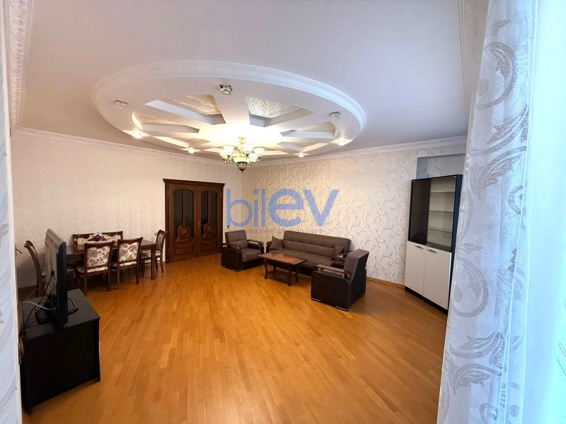 Aylıq Kirayə 3 otaqlı Yeni Tikili bina evi  145m², Bakı