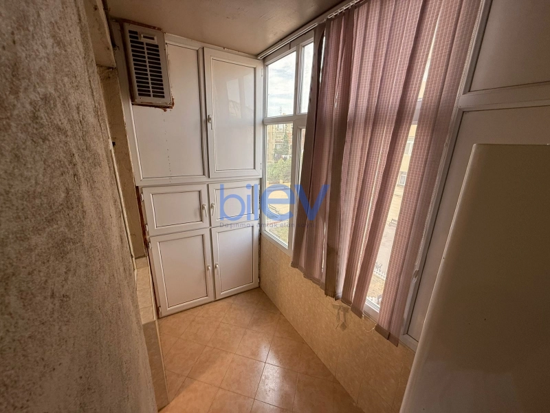 Aylıq Kirayə 3 otaqlı Yeni Tikili bina evi  145m², Bakı