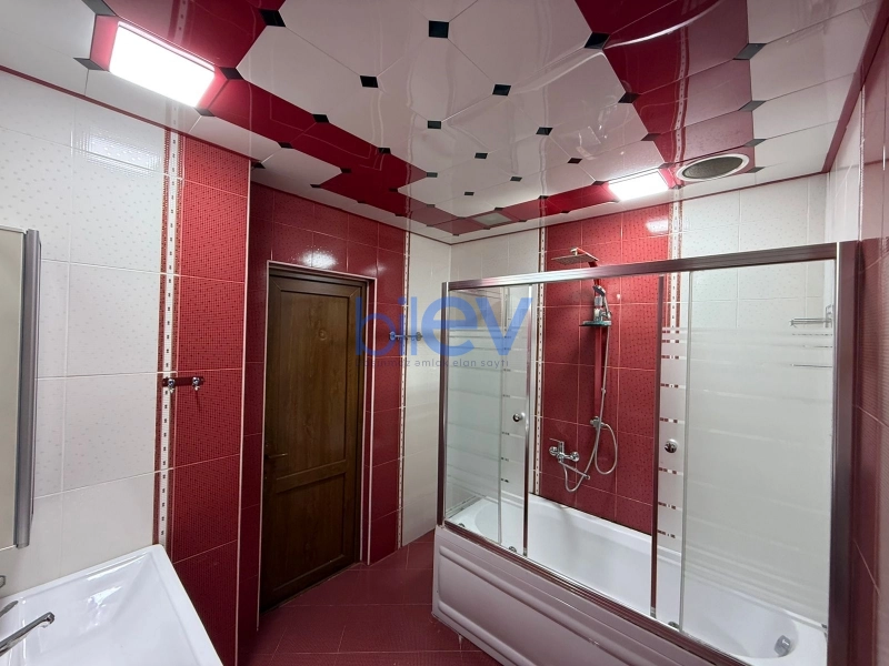 Aylıq Kirayə 3 otaqlı Yeni Tikili bina evi  145m², Bakı
