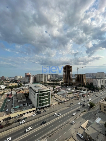 Satış 4 otaqlı Yeni Tikili bina evi  130m², Bakı