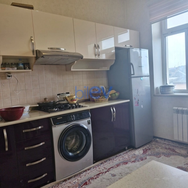 Satış 2 otaqlı Köhnə Tikili bina evi  55m², Bakı