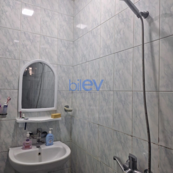 Satış 2 otaqlı Köhnə Tikili bina evi  55m², Bakı