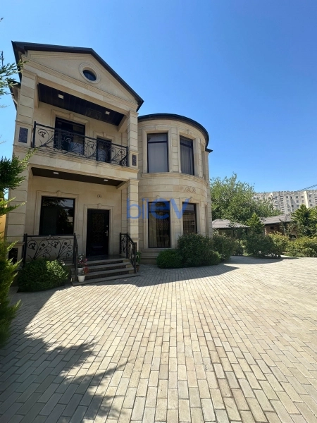 Aylıq Kirayə 6 otaqlı Bağ evi  250m², Bakı