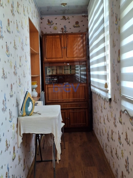 Aylıq Kirayə 3 otaqlı Yeni Tikili bina evi  80m², Bakı