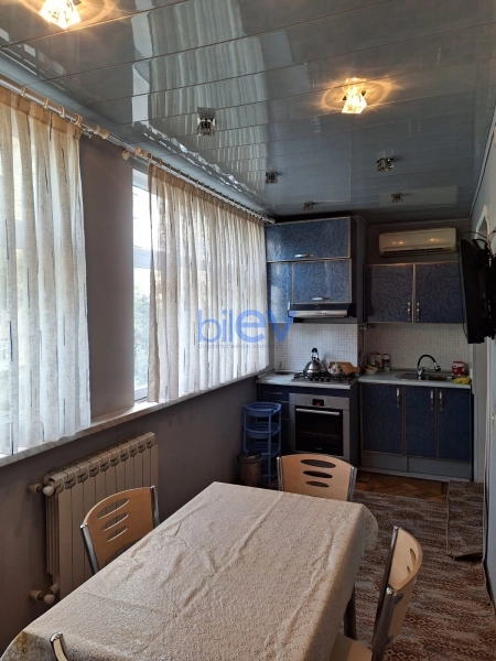 Aylıq Kirayə 3 otaqlı Yeni Tikili bina evi  80m², Bakı