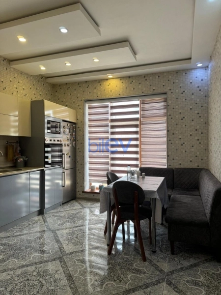 Satış 4 otaqlı Həyət evi  170m², Bakı