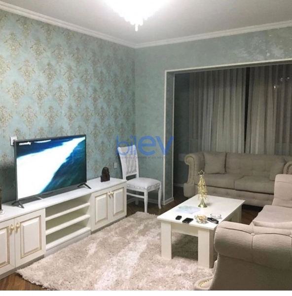 Aylıq Kirayə 3 otaqlı Köhnə Tikili bina evi  100m², Bakı