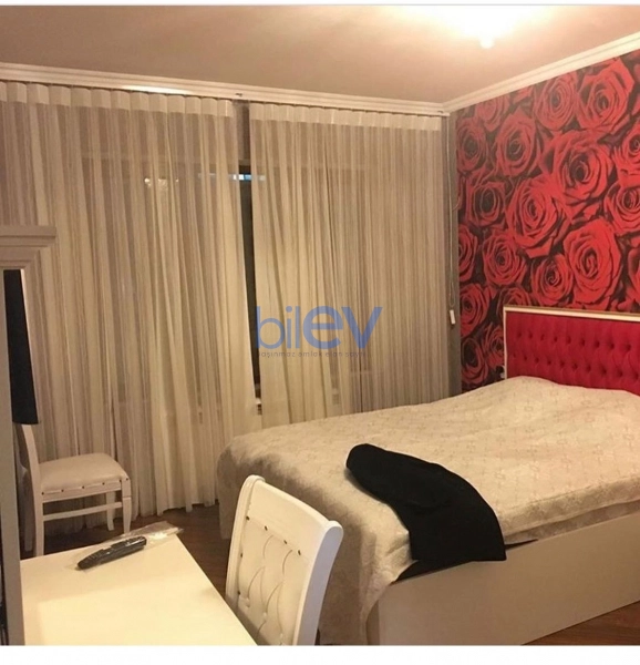 Aylıq Kirayə 3 otaqlı Köhnə Tikili bina evi  100m², Bakı