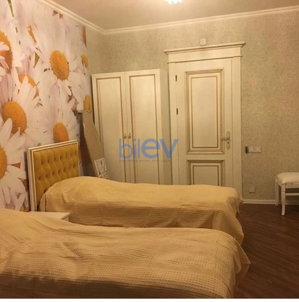 Aylıq Kirayə 3 otaqlı Köhnə Tikili bina evi  100m², Bakı