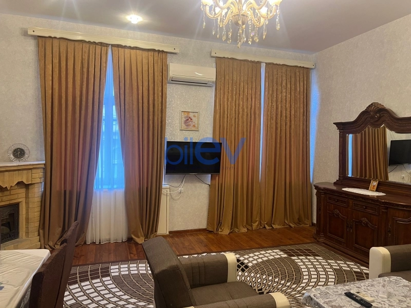 Aylıq Kirayə 3 otaqlı Köhnə Tikili bina evi  100m², Bakı