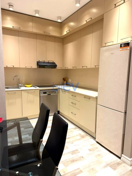 Satış 2 otaqlı Yeni Tikili bina evi  70m², Bakı