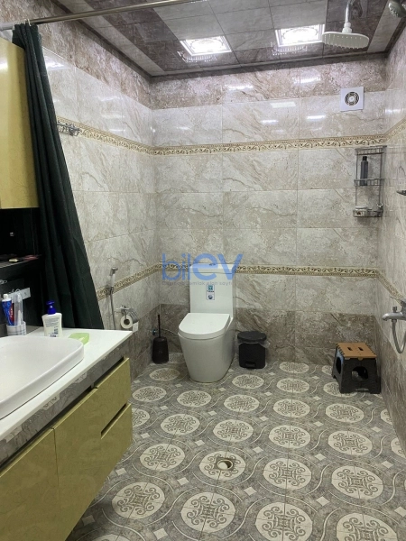 Aylıq Kirayə 5 otaqlı Bağ evi  352m², Bakı