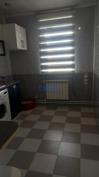 Aylıq Kirayə 2 otaqlı Köhnə Tikili bina evi  50m², Bakı