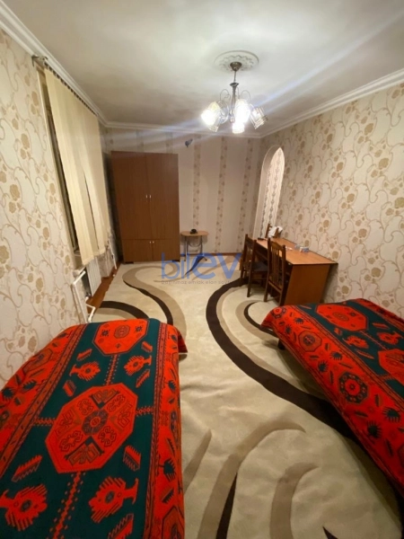 Aylıq Kirayə 1 otaqlı Yeni Tikili bina evi  70m², Bakı