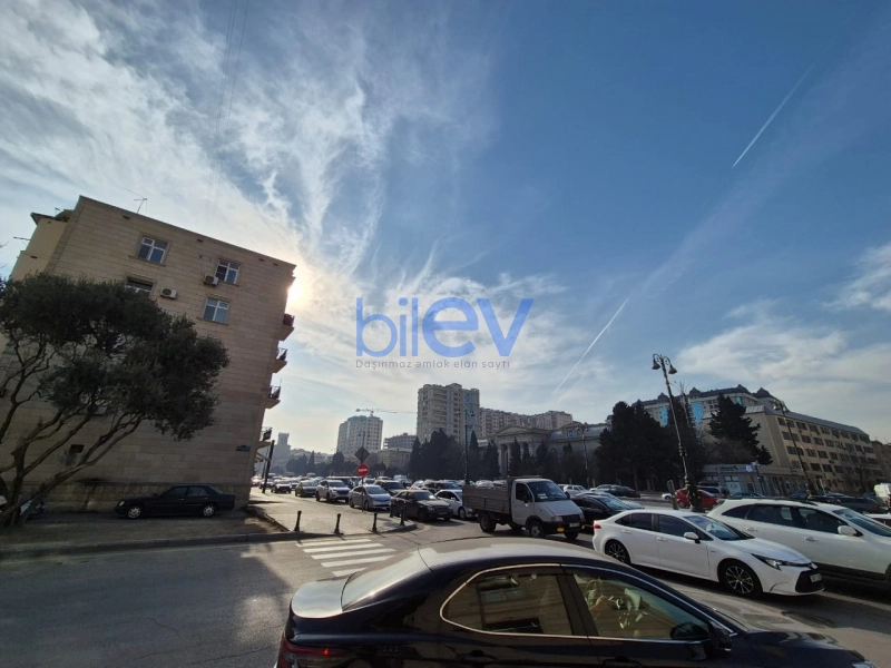 Aylıq Kirayə 2 otaqlı Köhnə Tikili bina evi  50m², Bakı