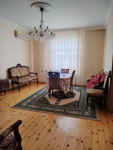 Satış 4 otaqlı Həyət evi  180m², Bakı
