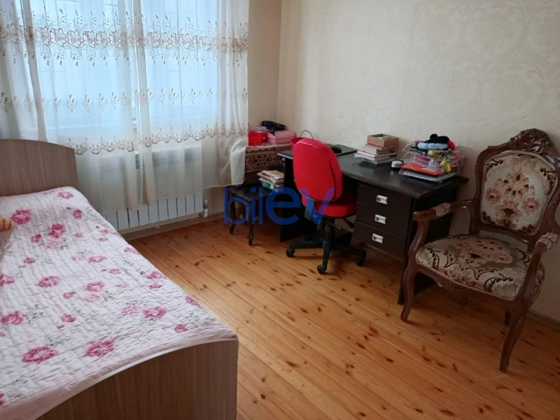 Satış 4 otaqlı Həyət evi  180m², Bakı