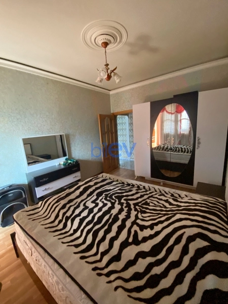 Aylıq Kirayə 3 otaqlı Köhnə Tikili bina evi  100m², Bakı