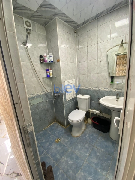 Aylıq Kirayə 3 otaqlı Köhnə Tikili bina evi  100m², Bakı