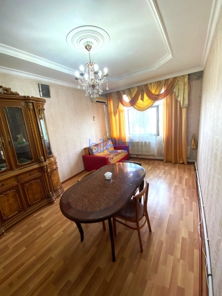 Aylıq Kirayə 3 otaqlı Köhnə Tikili bina evi  100m², Bakı