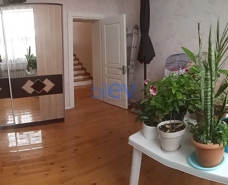 Satış 5 otaqlı Villa  200m², Bakı