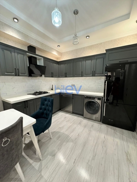 Aylıq Kirayə 2 otaqlı Yeni Tikili bina evi  76m², Bakı