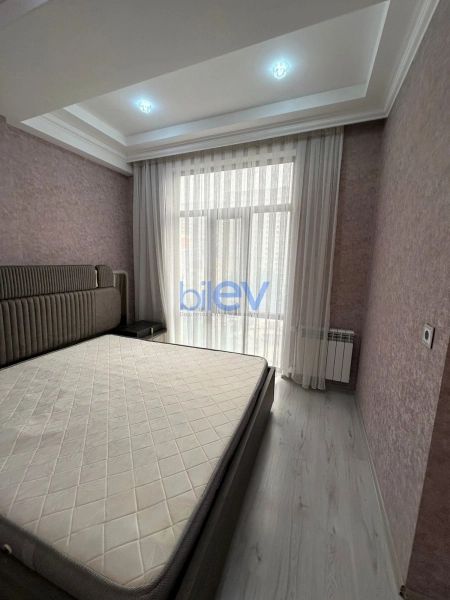 Aylıq Kirayə 2 otaqlı Yeni Tikili bina evi  76m², Bakı