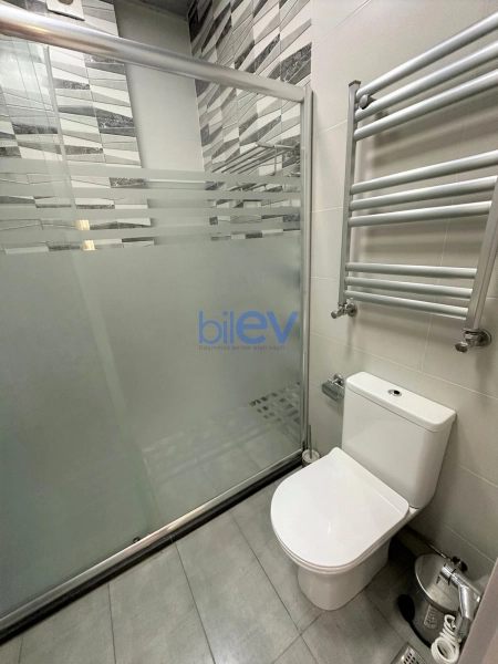 Aylıq Kirayə 2 otaqlı Yeni Tikili bina evi  76m², Bakı