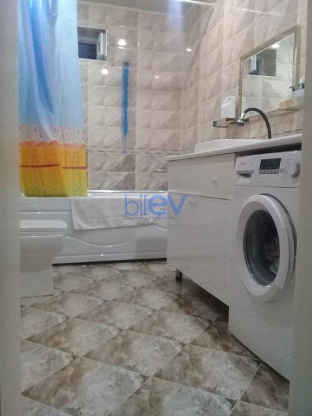 Satış 5 otaqlı Həyət evi  200m², Bakı