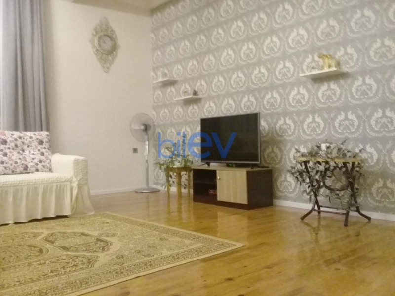 Satış 5 otaqlı Həyət evi  200m², Bakı