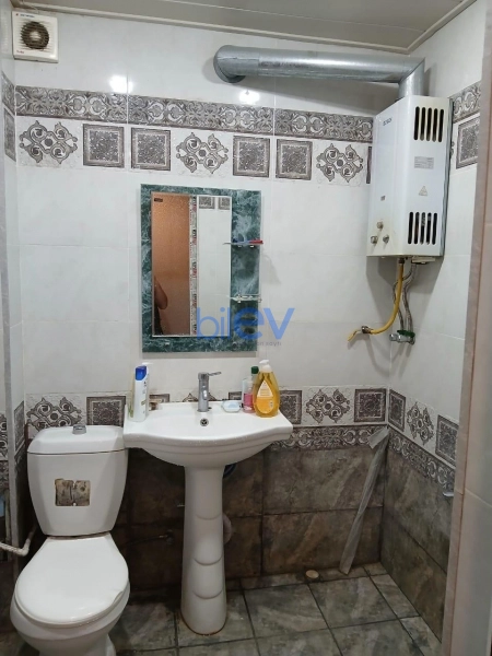 Aylıq Kirayə 2 otaqlı Köhnə Tikili bina evi  45m², Bakı