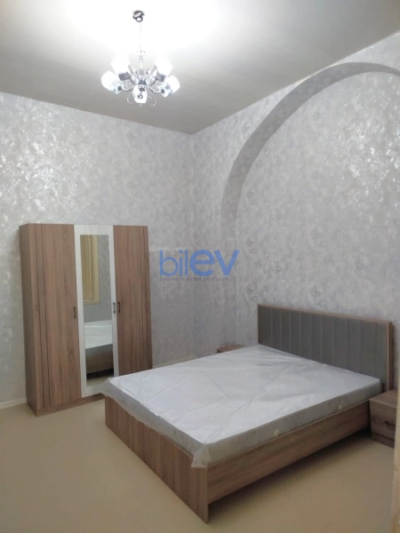 Aylıq Kirayə 3 otaqlı Köhnə Tikili bina evi  70m², Bakı