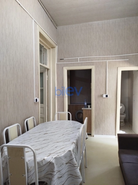Aylıq Kirayə 3 otaqlı Köhnə Tikili bina evi  70m², Bakı