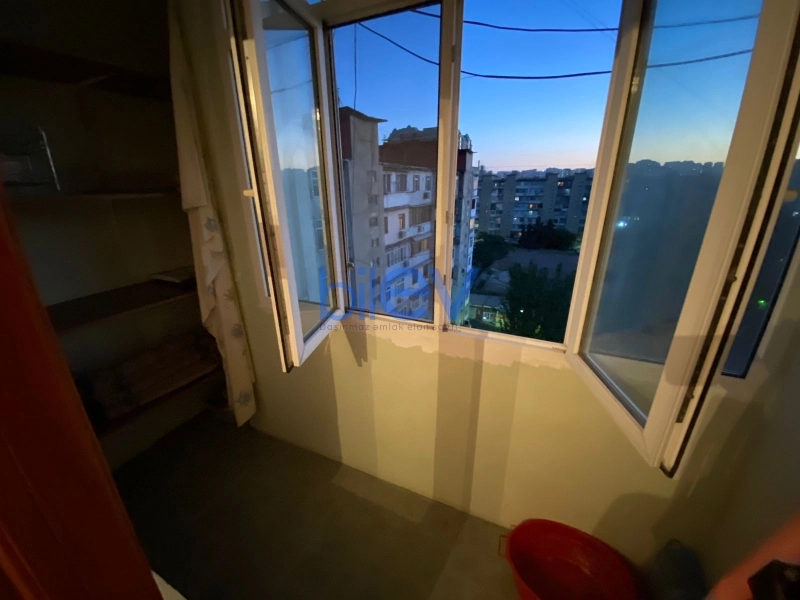 Aylıq Kirayə 3 otaqlı Köhnə Tikili bina evi  65m², Bakı