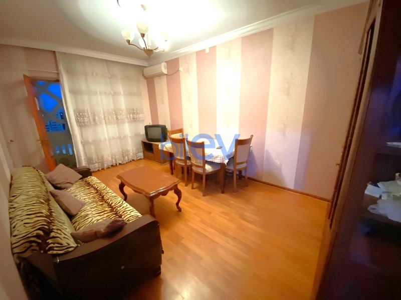 Aylıq Kirayə 3 otaqlı Köhnə Tikili bina evi  65m², Bakı