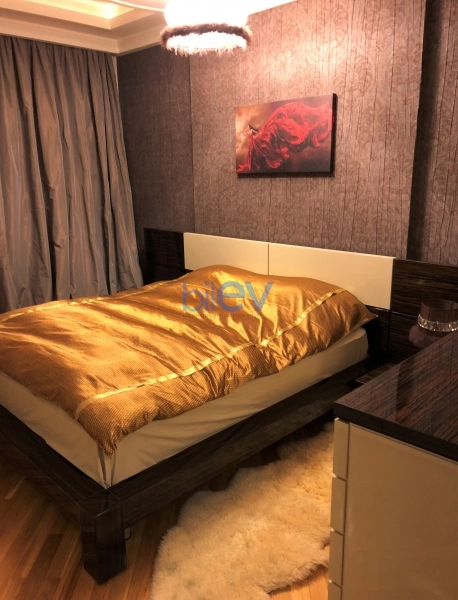 Aylıq Kirayə 3 otaqlı Yeni Tikili bina evi  145m², Bakı