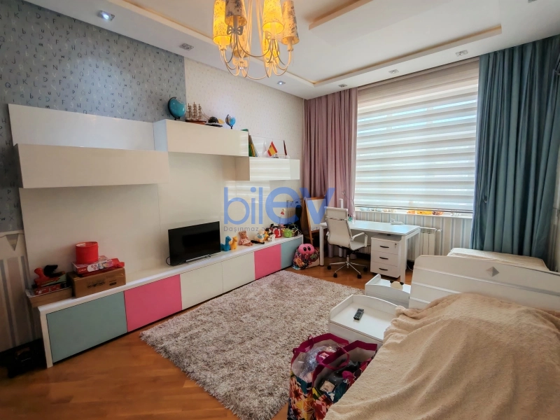 Aylıq Kirayə 4 otaqlı Yeni Tikili bina evi  176m², Bakı