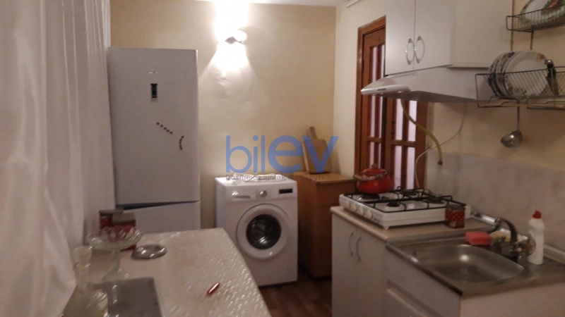 Aylıq Kirayə 2 otaqlı Köhnə Tikili bina evi  50m², Bakı