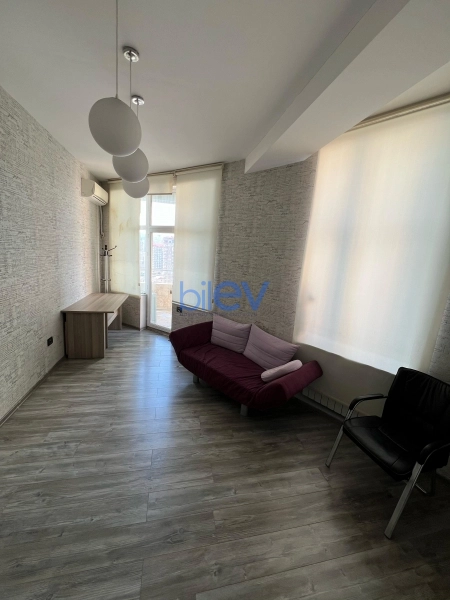 Aylıq Kirayə 3 otaqlı Yeni Tikili bina evi  90m², Bakı