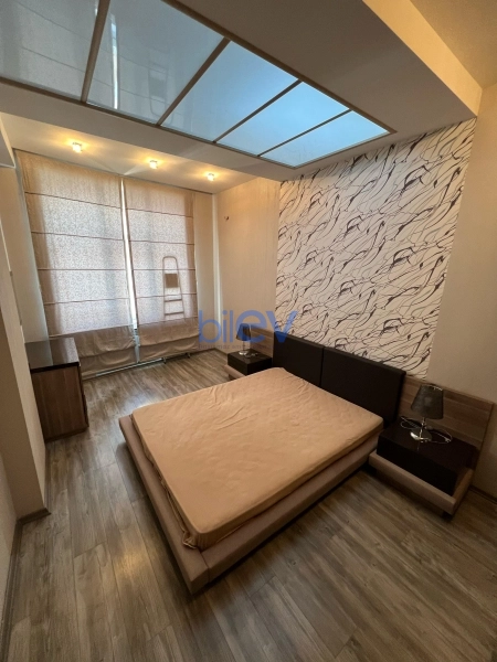 Aylıq Kirayə 3 otaqlı Yeni Tikili bina evi  90m², Bakı