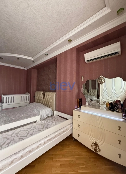 Satış 3 otaqlı Yeni Tikili bina evi  147m², Bakı