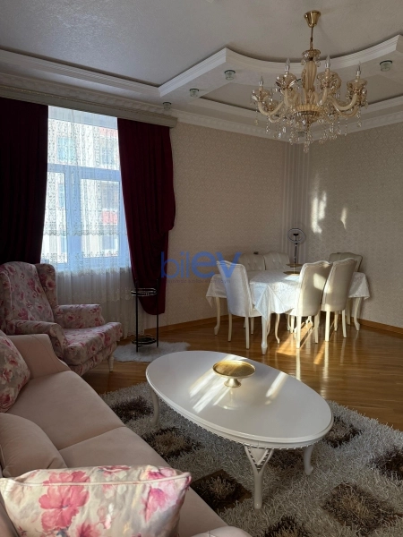 Satış 3 otaqlı Yeni Tikili bina evi  147m², Bakı