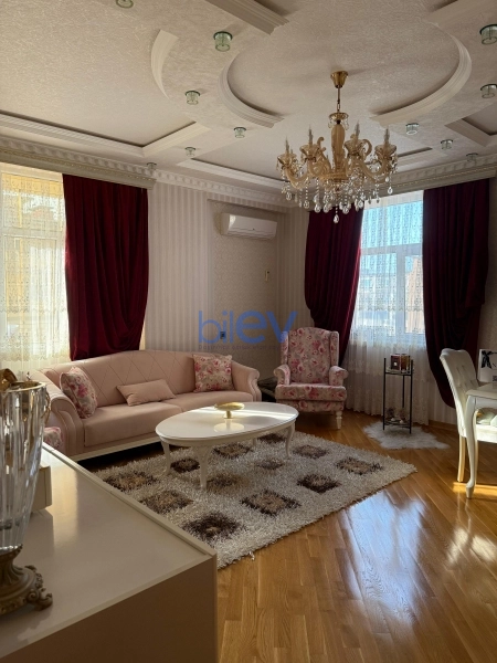 Satış 3 otaqlı Yeni Tikili bina evi  147m², Bakı