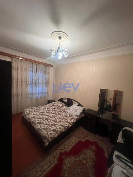 Aylıq Kirayə 3 otaqlı Köhnə Tikili bina evi  65m², Bakı
