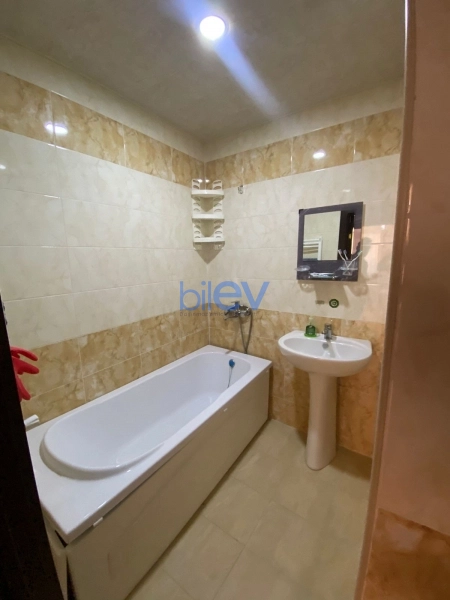 Aylıq Kirayə 2 otaqlı Yeni Tikili bina evi  80m², Bakı