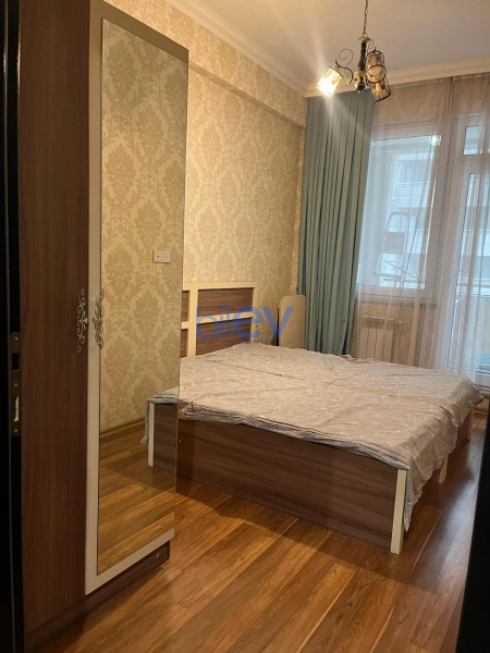 Aylıq Kirayə 2 otaqlı Yeni Tikili bina evi  m², Bakı