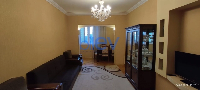 Aylıq Kirayə 2 otaqlı Köhnə Tikili bina evi  72m², Bakı