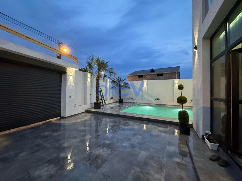 Satış 5 otaqlı Həyət evi  220m², Bakı