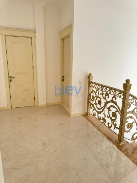 Satış 6 otaqlı Villa  276m², Bakı